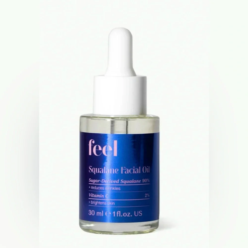 feel Squalane Facial Oil
90% Sugar-Derived Squalane, A
30ml / 1 fl. oz.